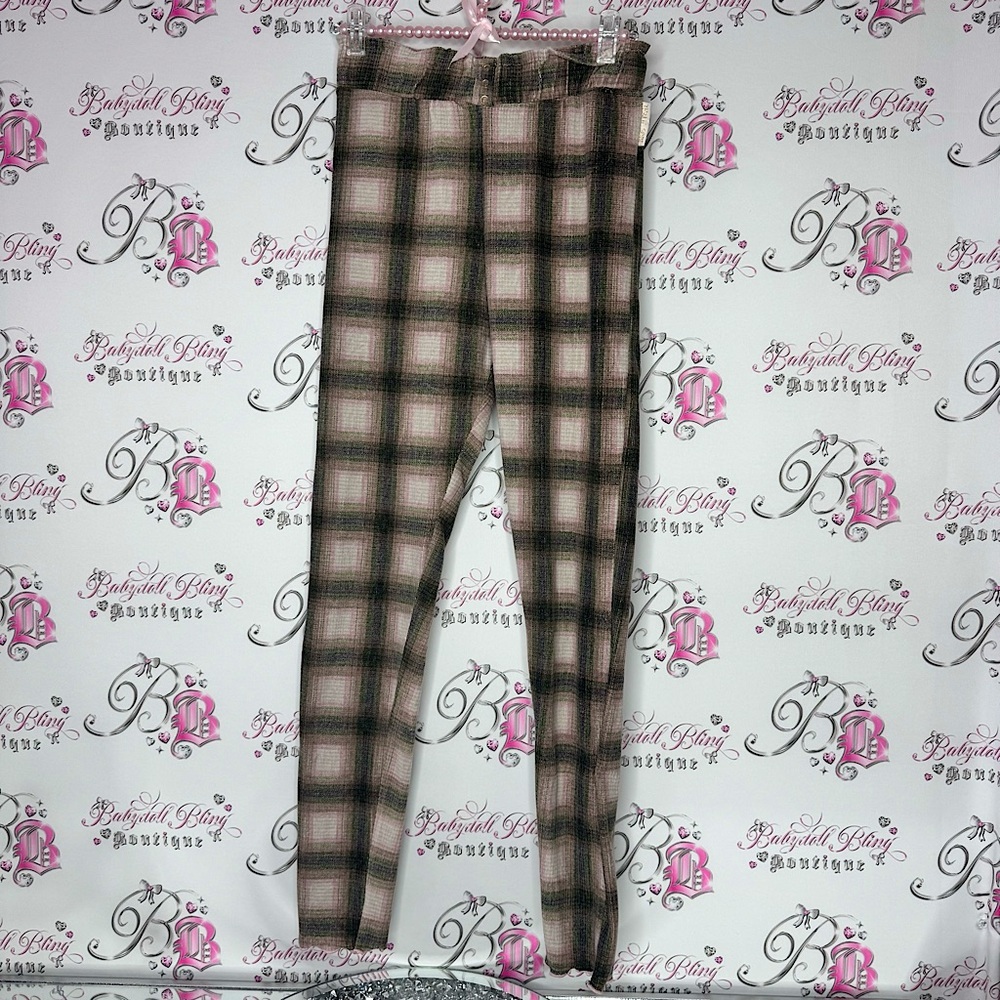Thalia Sodi Leggings plaid comfy soft pink green white striped style comfy pants